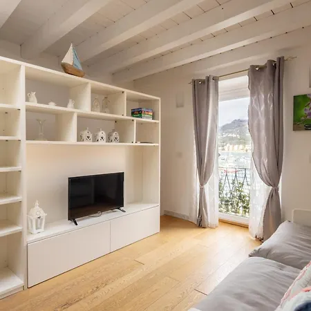Дом отдыха La Finestra Sul Mare - Cozy Modern Bright With Amazing View