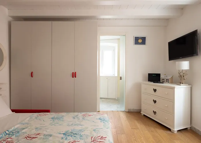 La Finestra Sul Mare - Cozy Modern Bright With Amazing View